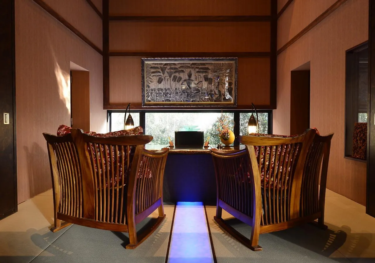 Balinese Onsen Ryokan Hakone Airu