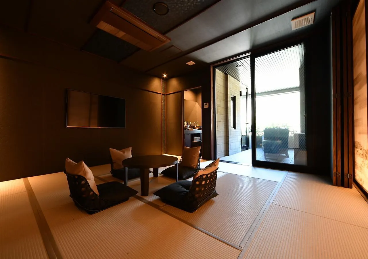 ****  Balinese Onsen Ryokan Hakone Airu Japan